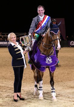 Cian O'Connor is crowned the 2016 Leading Showjumper of the Year